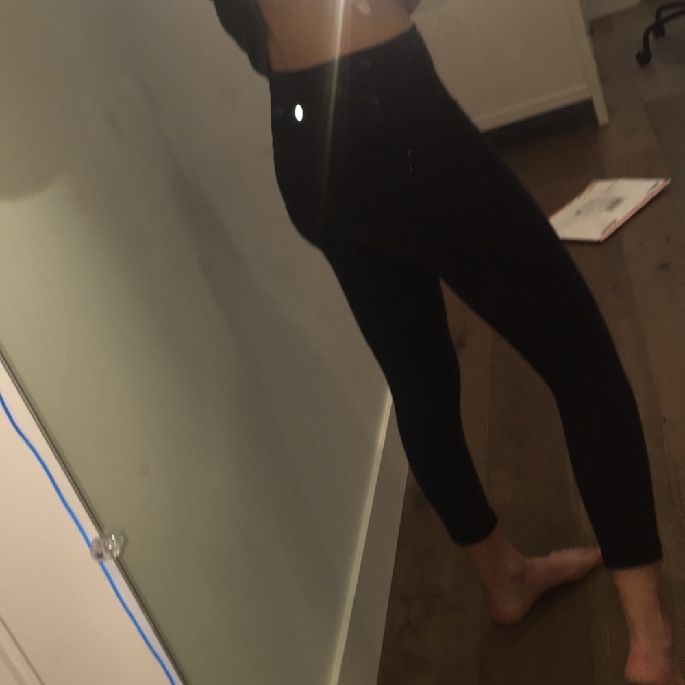 Cropped wonder under Lululemon leggings